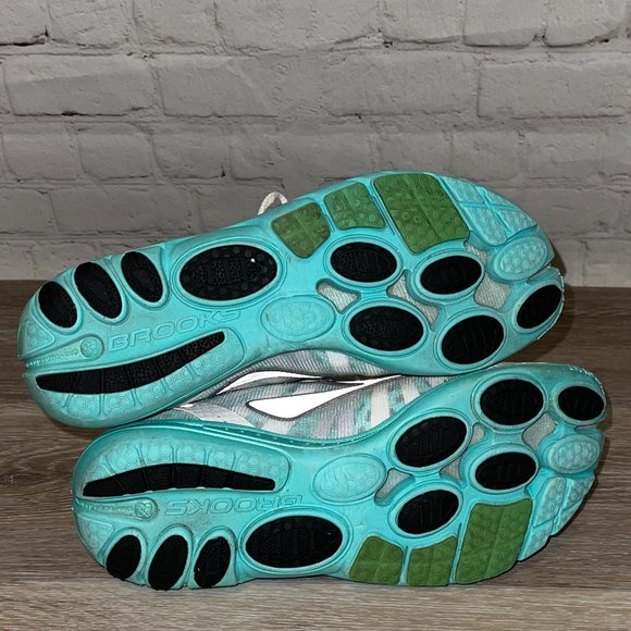 BROOKS WOMEN'S PURE CONNECT RUNNING SHOES SIZE 7.5 - Picture 12 of 16